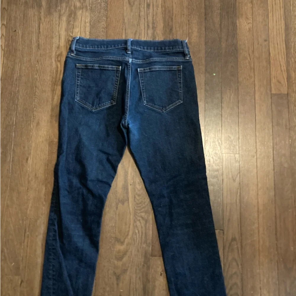 J Crew Jeans - Slim Flex - 32 x 30 - Dark Wash